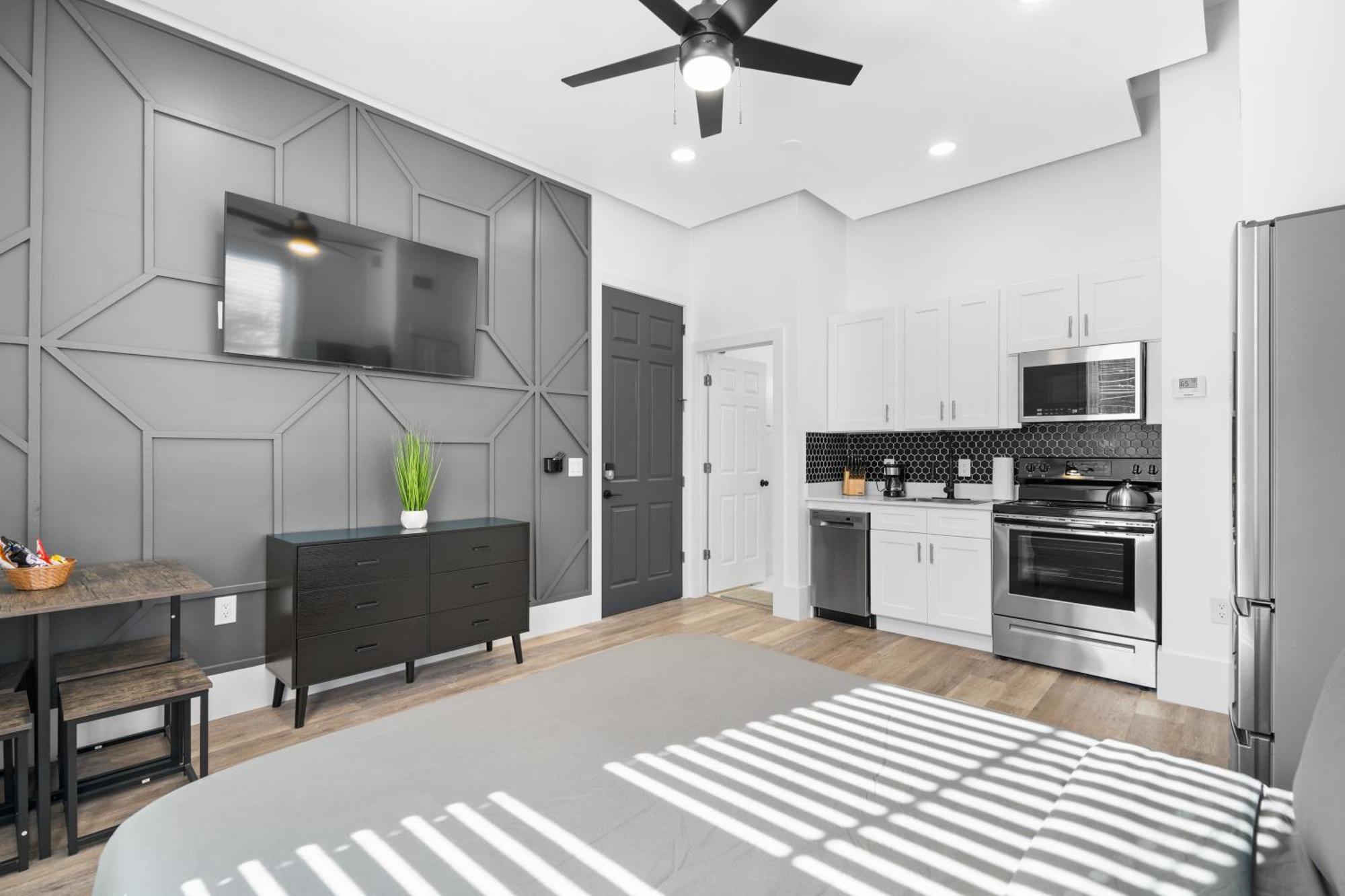Columbus Apartment *